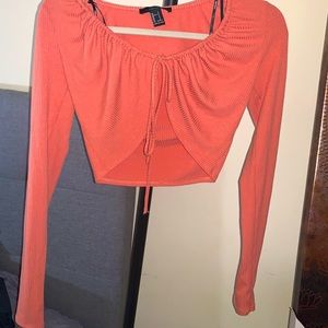 Cropped tie in front shirt